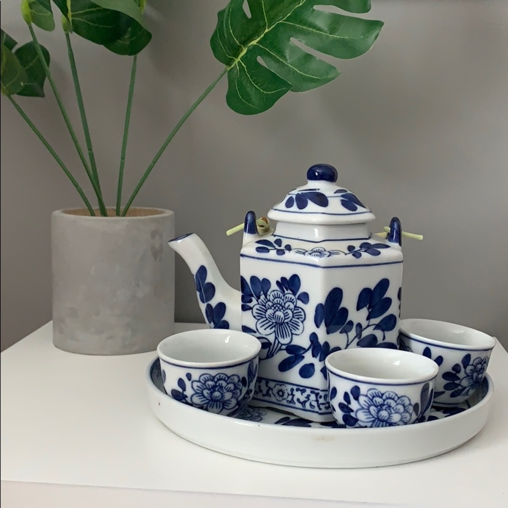 Tea Cup Set